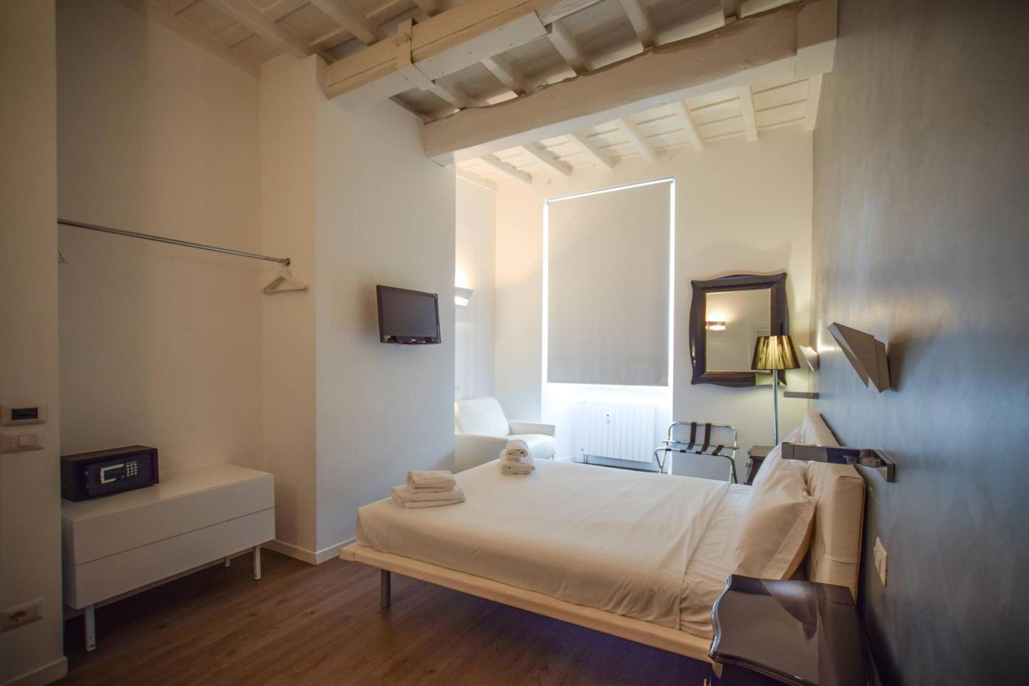Navona Secret Stay Guest House Рим Экстерьер фото