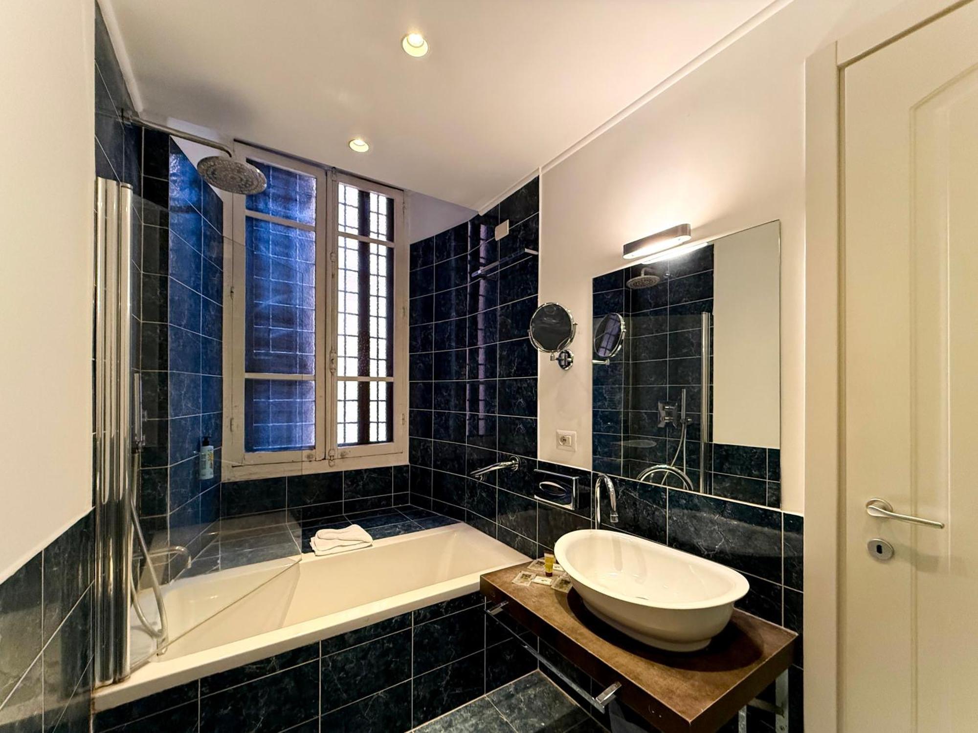 Navona Secret Stay Guest House Рим Экстерьер фото